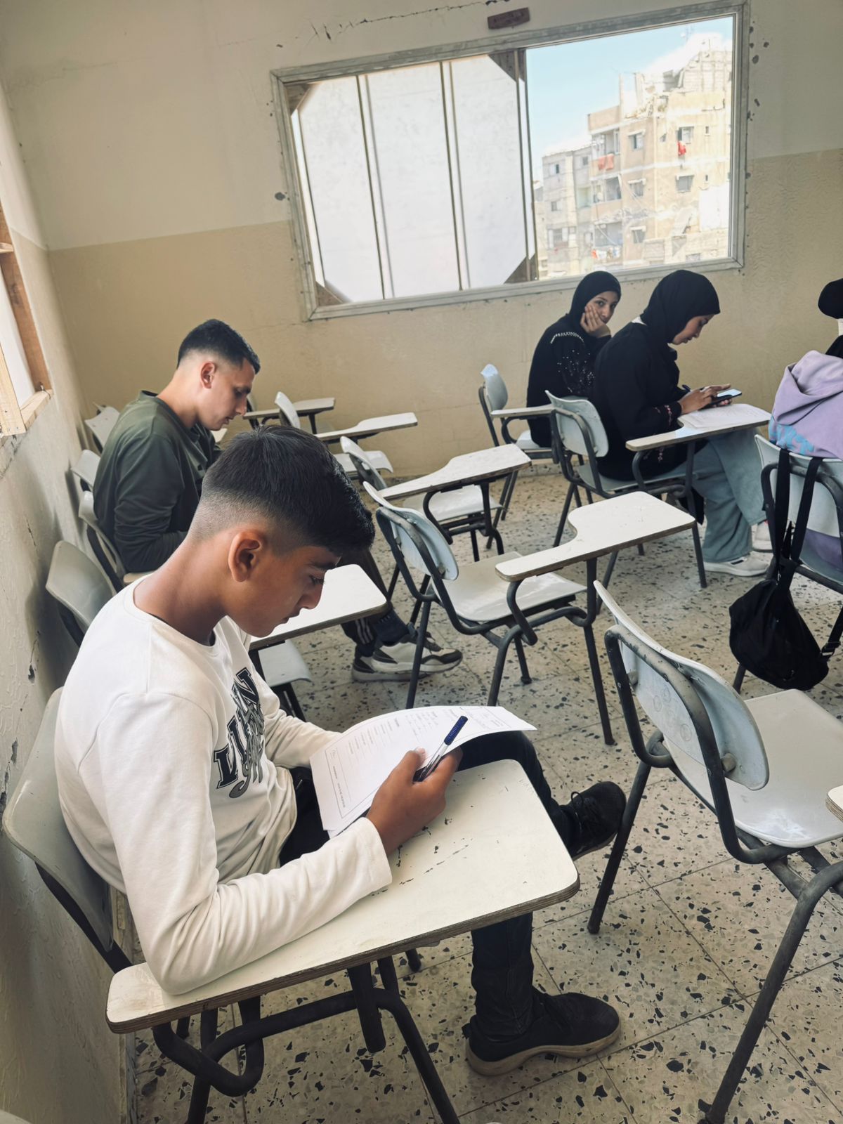جانب من اختبارات الطلاب